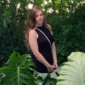 Meet your Posher, Helen